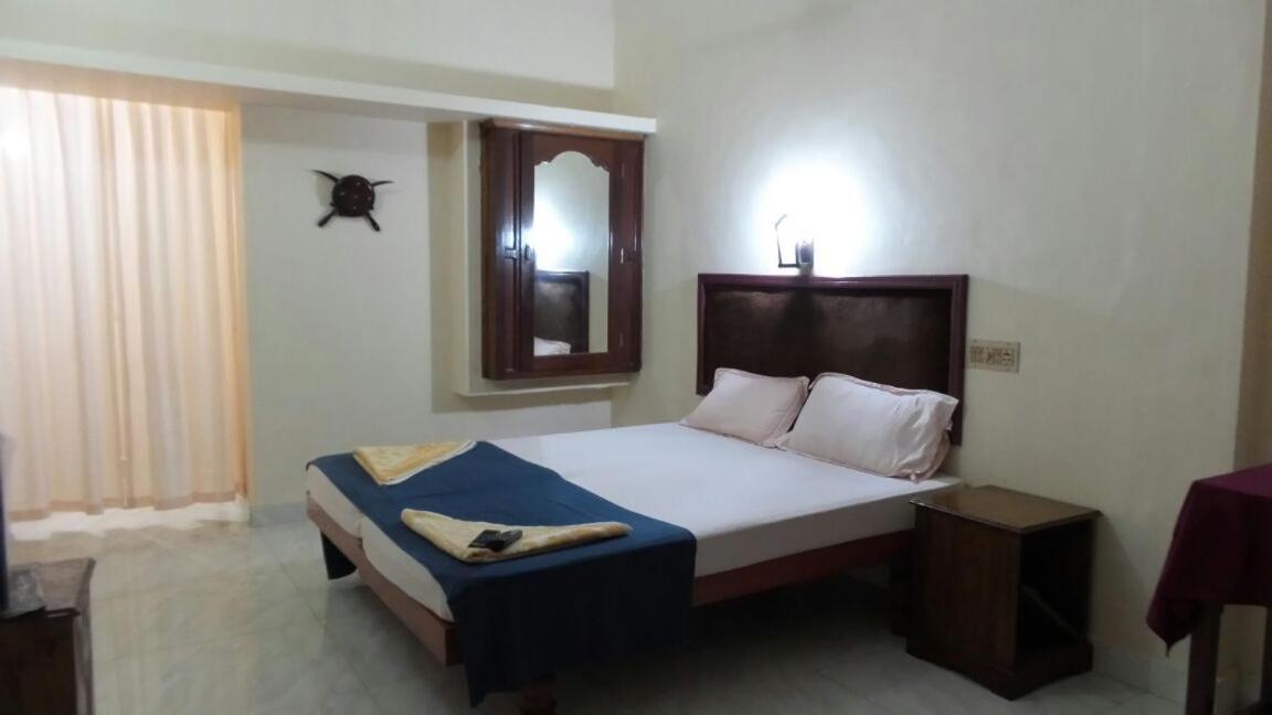 Marina Guest House Kovalam Buitenkant foto