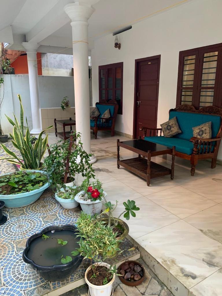 Marina Guest House Kovalam Buitenkant foto